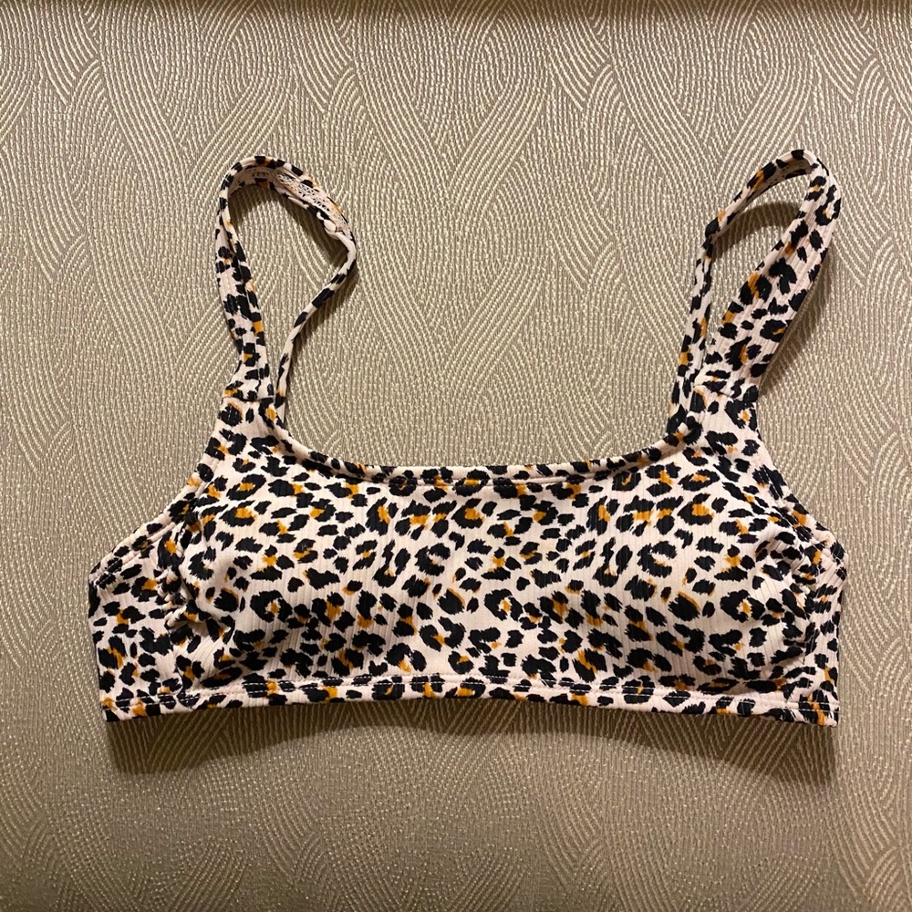 Xilaration leopard print bikini top